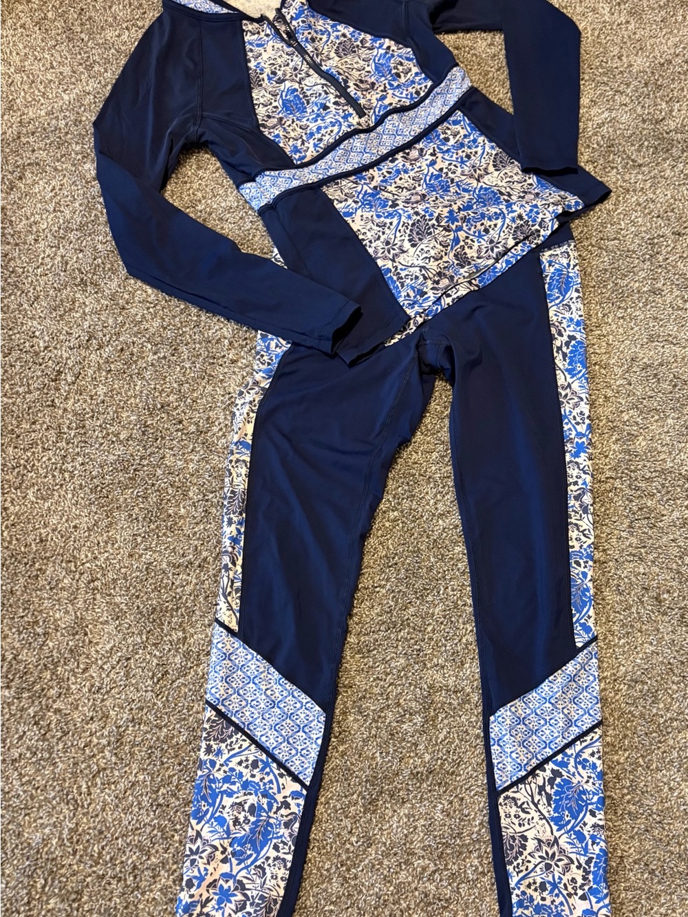 Athleta Navy Floral-Panel Leggings and Top Set